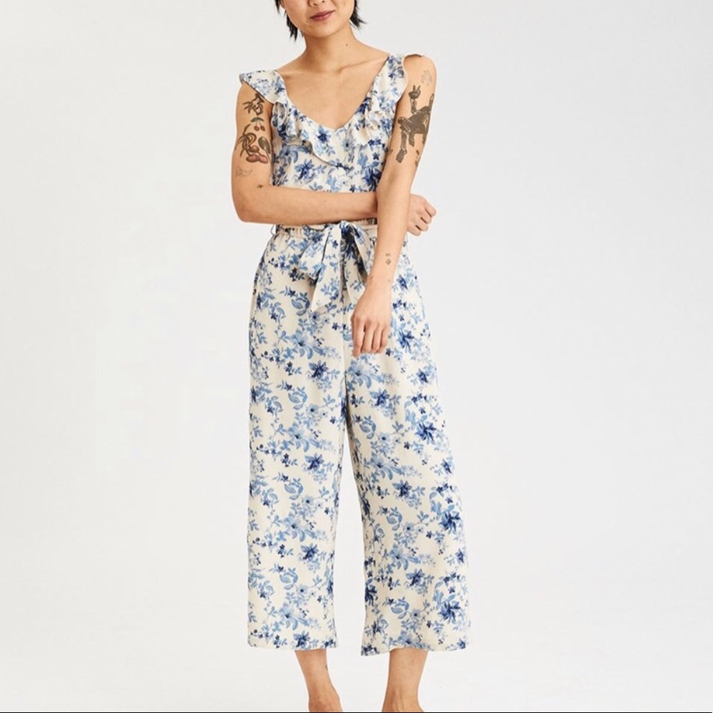 Iso! This jumpsuit in xs or xxs